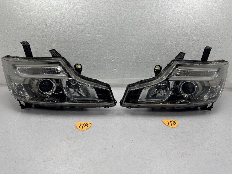 Honda Stepwagon HID – Genuine Used