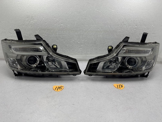 Honda Stepwagon HID – Genuine Used