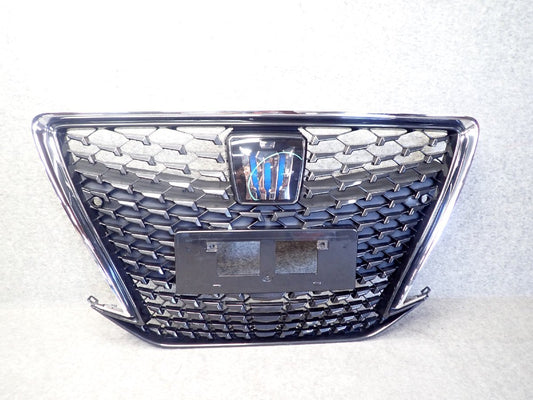 Toyota Crown – Genuine Front Grille