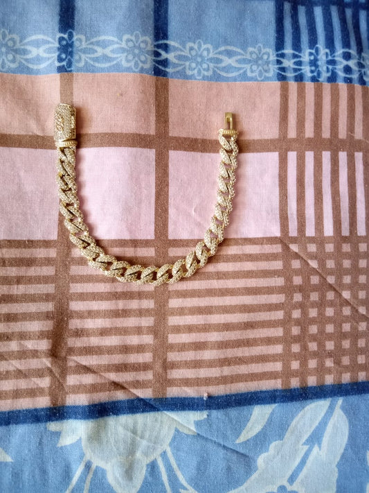 GLD 14k Gold Plated Iced Out Cuban Link Bracelet - 10mm (Gold)